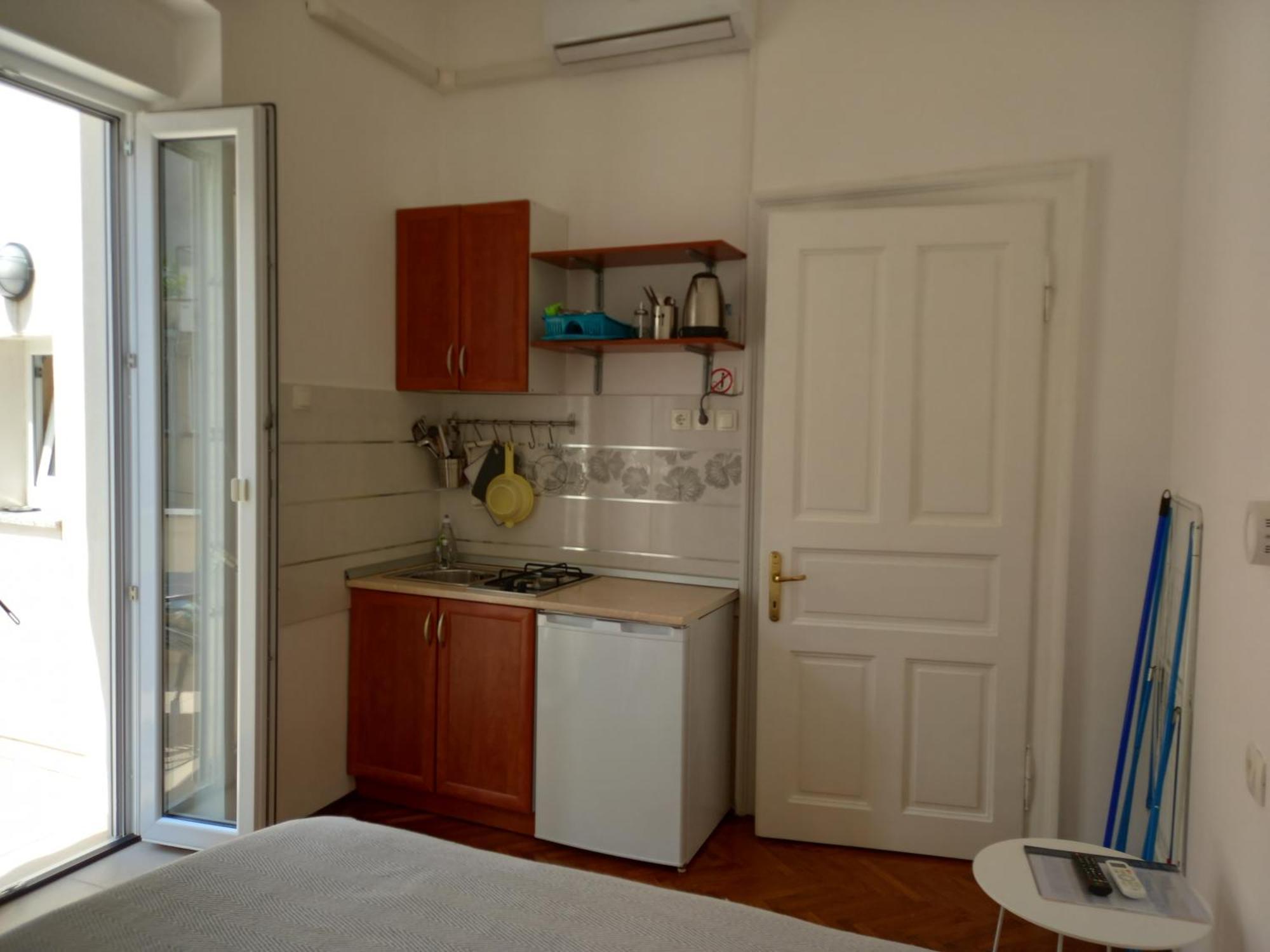 Apartmani Iris I Ana Цриквениця Екстер'єр фото