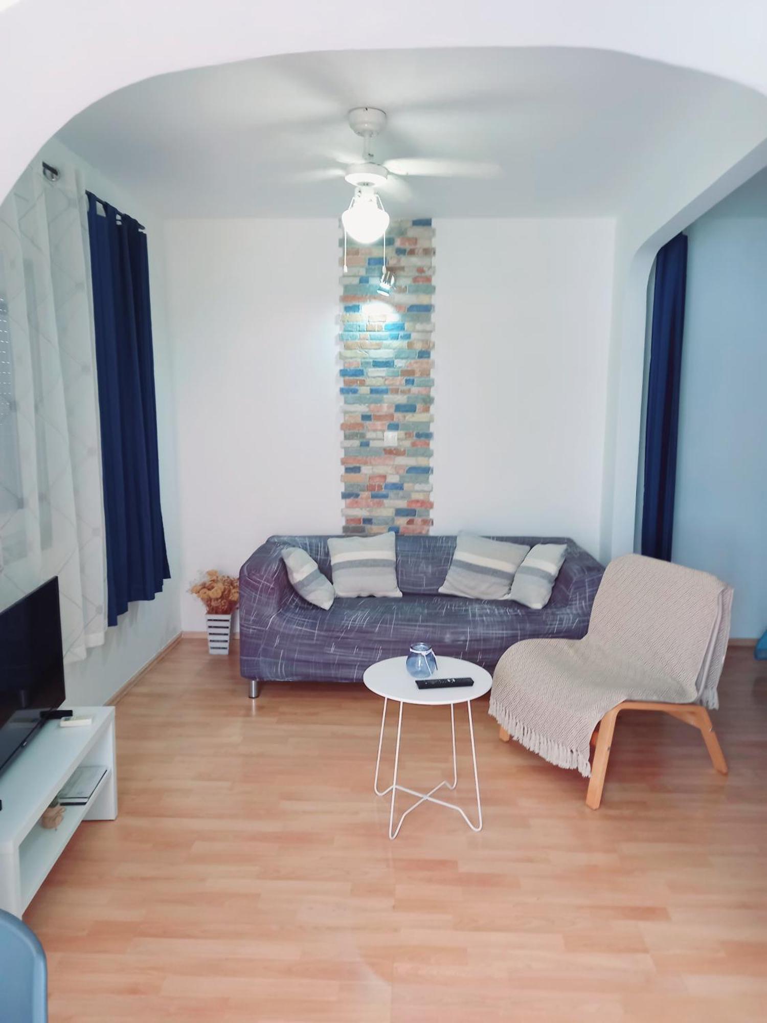 Apartmani Iris I Ana Цриквениця Екстер'єр фото